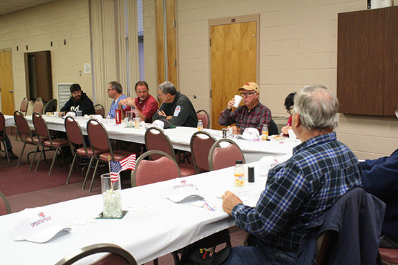 Veterans enjoy breakfast at TCAT